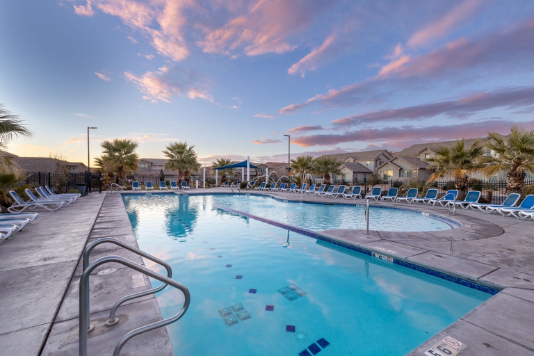 Pool 4, Mitchell's Place 4 Bedroom Apts by RedAwning, Washington