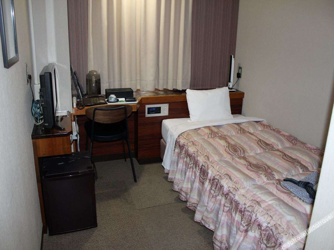 Bedroom 4, Goi Capital Hotel, Ichihara