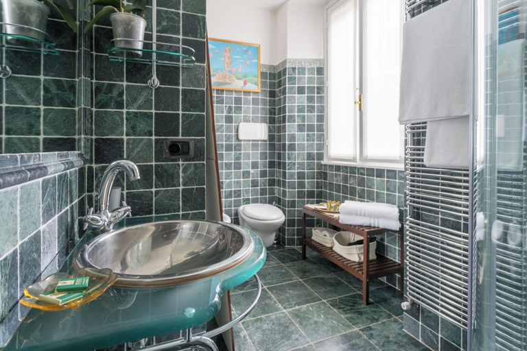Bathroom 2, Lovely Apartment Overlooking the Lake, Como