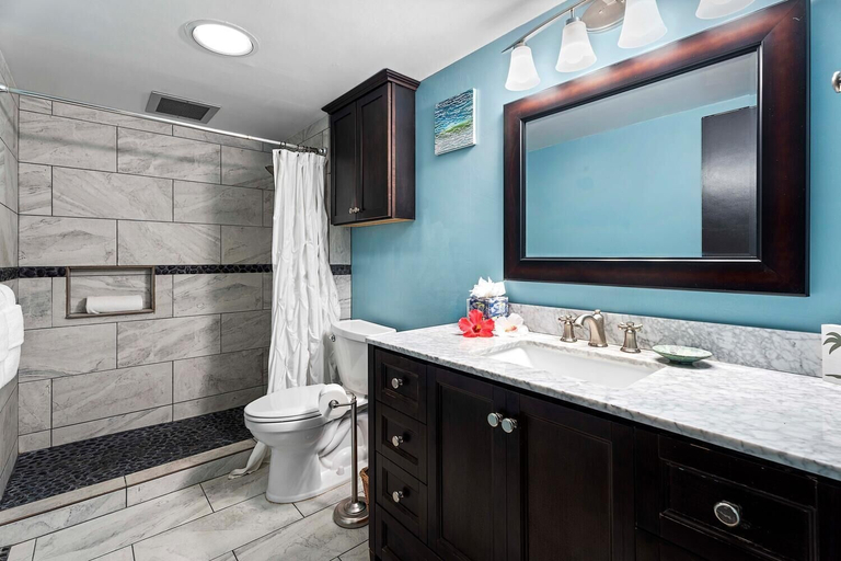 Bathroom 4, Ocean View Top Floor Concierge Included!, Hawaii