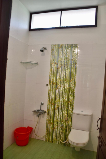 Bathroom 4, Marari Beach Villas, Alappuzha
