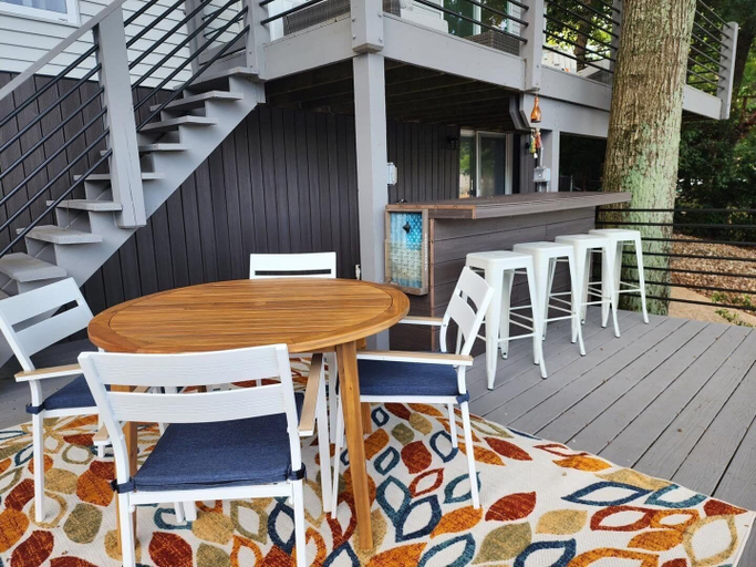 Outdoor dining 3, Private Dock & Fireplace Steps From Osage Beach, Camden