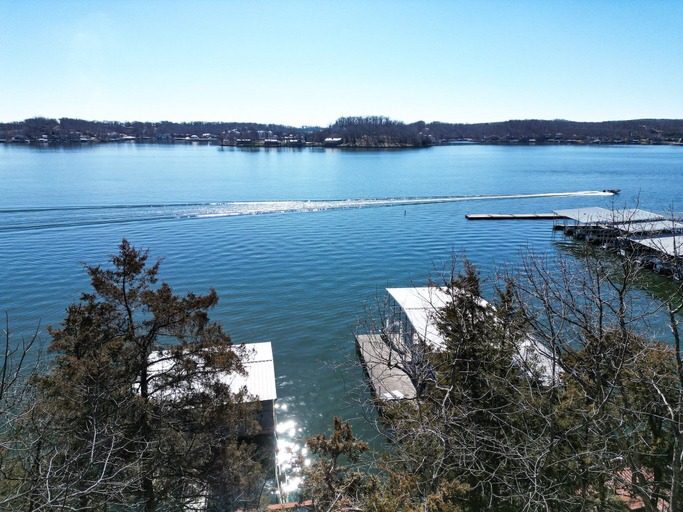 Aerial view 3, Amazing Views Close to the Strip - Private Dock!, Miller