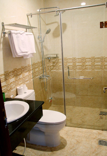 Bathroom 4, Anh Tuan Hotel, Vũng Tàu