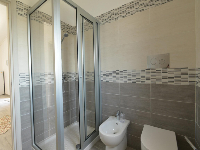 Bathroom, Holiday Home Floridia with Private Pool, Syracuse