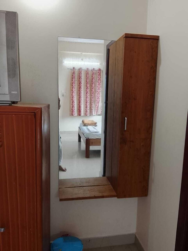 Room 2, SOHAN BOARDING AND LODGING, Udupi