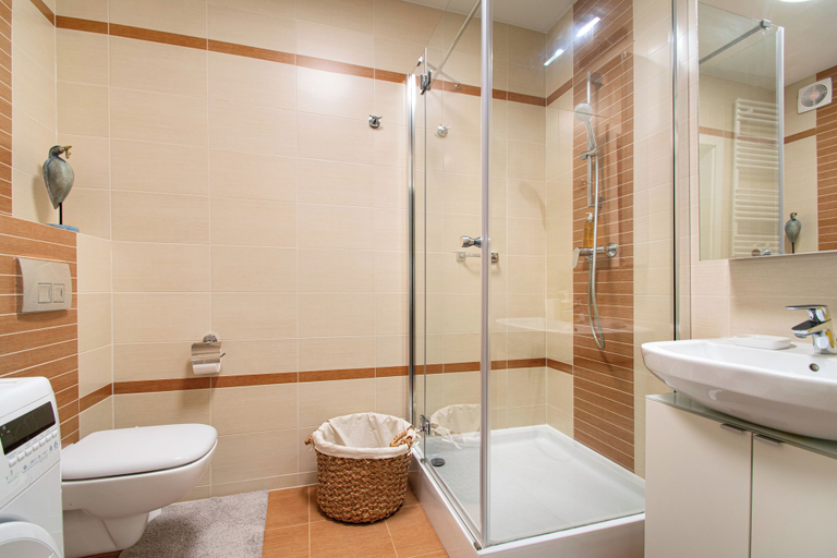 Bathroom, RentPlanet - Apartament Klonowa, Kołobrzeg