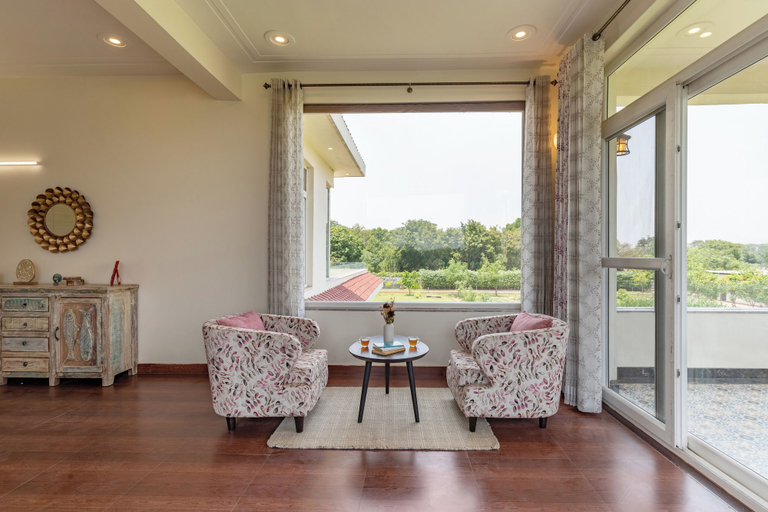 Room 3, Alaya Stays Raga 2BHK Farmstay, Gurgaon