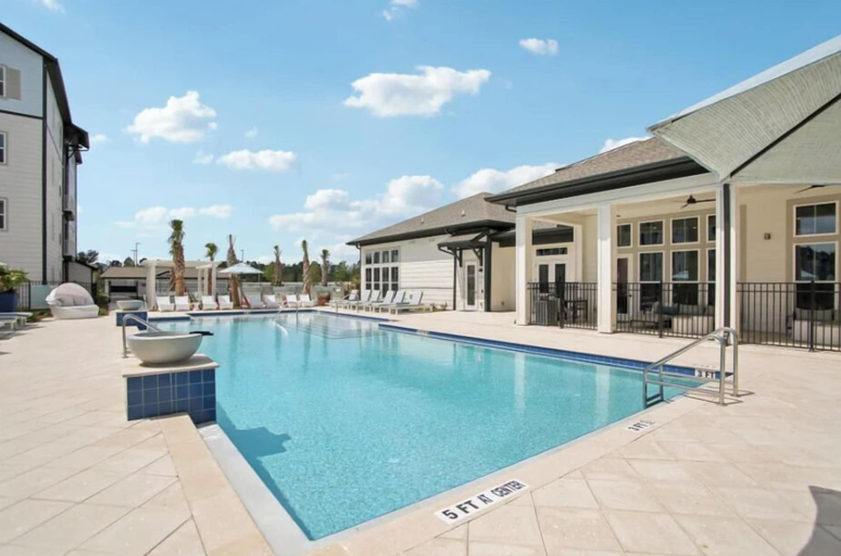 Pool 3, Landing Apartments near JAX, Duval