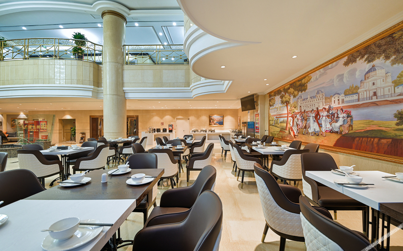 Food & Drinks 4, Vienna Hotel (People's Square Store, Jianguo Road, Korla), Bayin'gholin Mongol