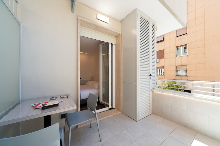 Terrace/patio 3, Chessa's Rooms, Rome