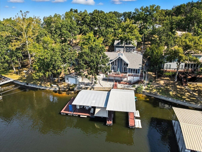 Exterior 2, Beautiful Views in Sunrise Beach w/ Boat Slip, Private Dock & Gaming, Camden