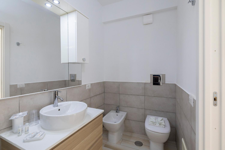 Bathroom 5, Tenuta La Picola, Salerno