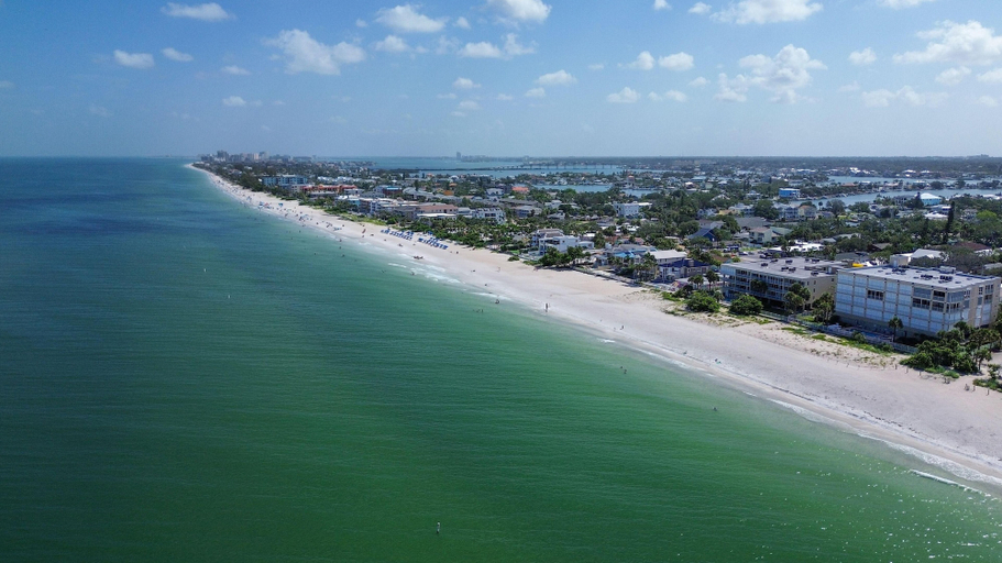 Beach 2, Indian Rocks Retreat, Pinellas