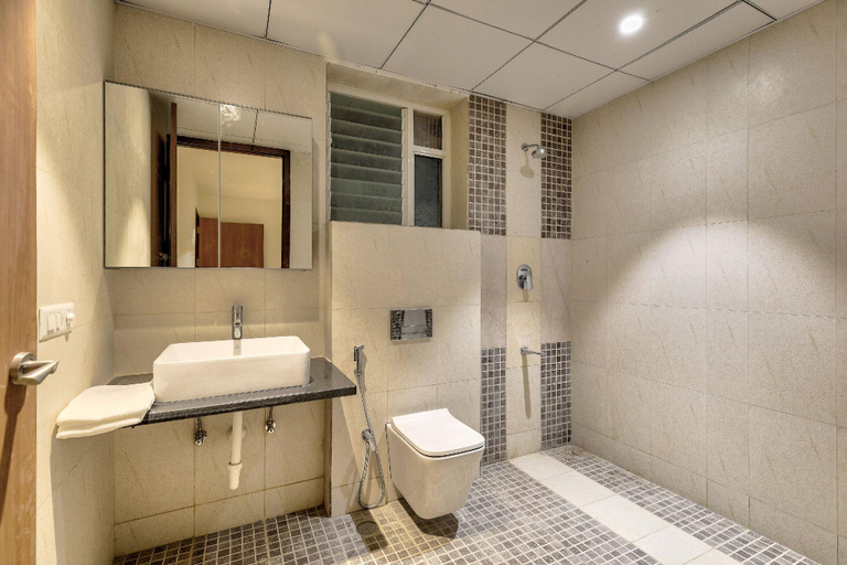 Bathroom 3, Royal County Villa1 by StayJade D|Jacuzzi|HugeLawn, Krishnagiri