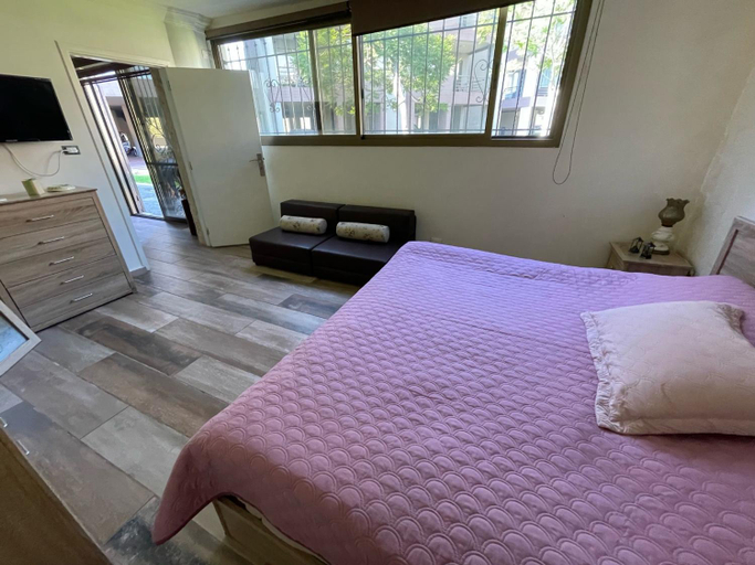 Bedroom 2, Chalet in Batrouna Park resort, facing the pool, gazon,gym,GENERATOR IS INCLUDED, Jubail