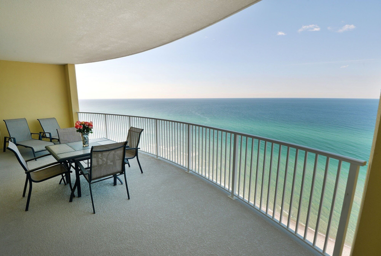 Outdoor dining 3, Emerald Isle 1609 2 Bedroom Condo, Bay