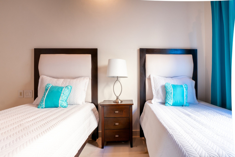 Room 2, Uxmal 5 Bedroom Villa by RedAwning, Cozumel