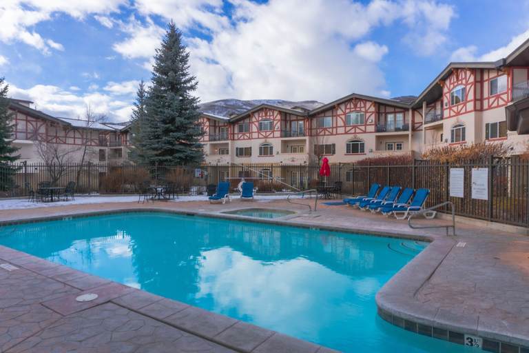 Pool 4, Villa 2055 2 Queen Beds - 1 Bedroom 1 Bath No Kitchen 1 Villa, Wasatch
