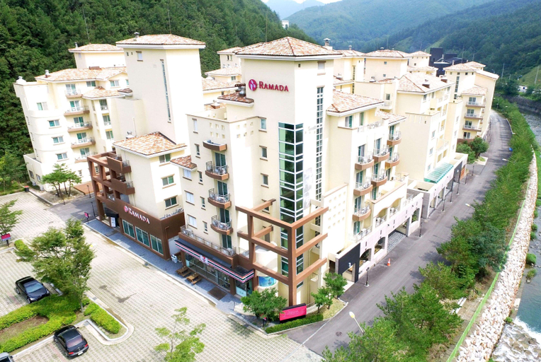 Exterior 5, Ramada Taebaek , Taebaek