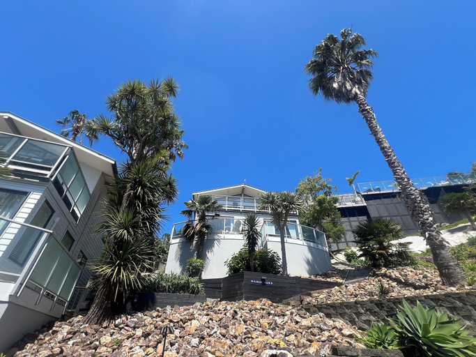 Front of property, Villa Aqua, Auckland
