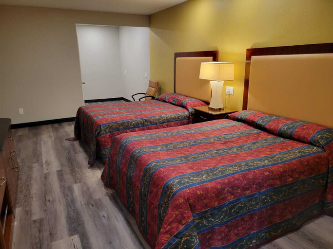 Bedroom 2, Stadium Inn & Spas, Los Angeles