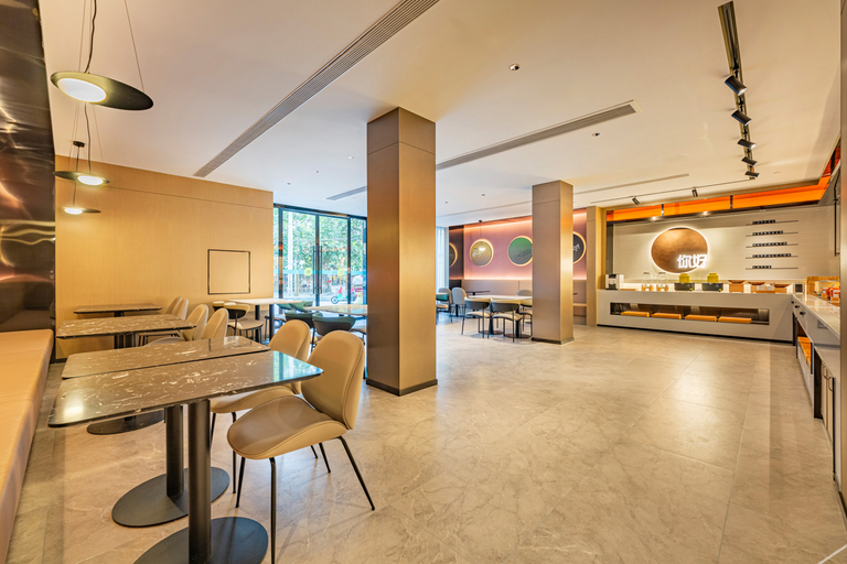 Food & Drinks 5, Nihao Hotel Xiangyang Railway Station Xingfu Road, Xiangfan