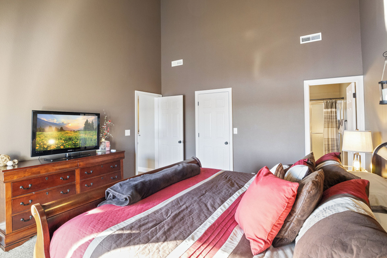Room 3, Beautiful Cove Views & Plenty Relaxing Spaces, Camden
