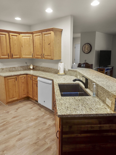 Private kitchen 5, Hermosa Haven 3 Bedroom Home, Montrose