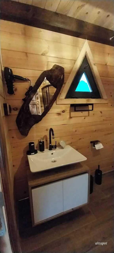 Bathroom 5, Ceobungalov, Ardeşen
