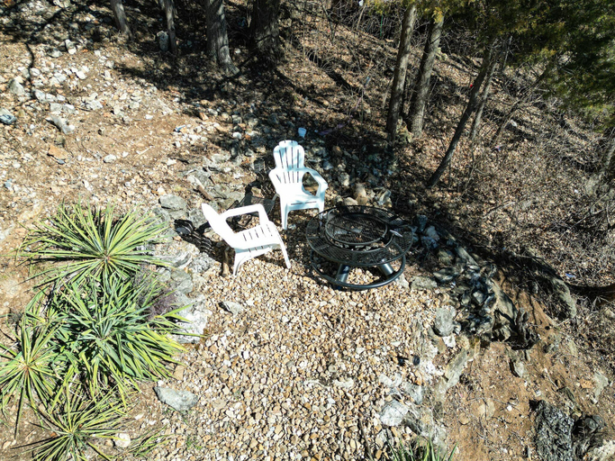 Exterior 4, Amazing Views Close to the Strip - Private Dock!, Miller