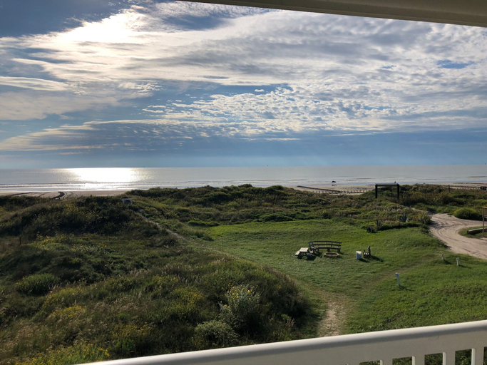 Property grounds 4, Beachgate Condo Suites And Hotel 531 1 Bedroom Condo, Nueces
