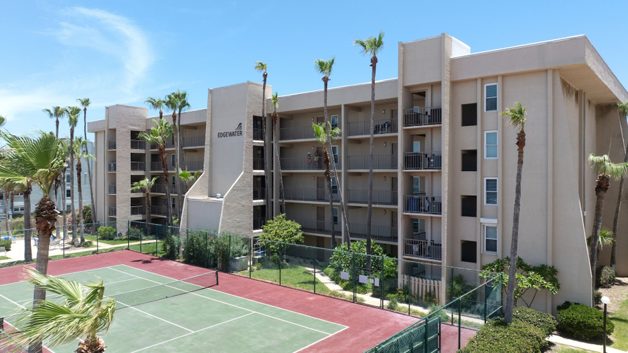 Sport court 5, Edgewater Unit #303 2 Bedroom Apts by RedAwning, Cameron