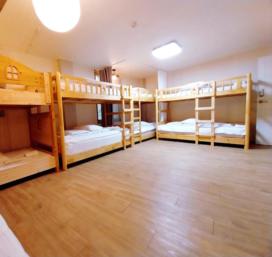 Bedroom 4, Pohang Youngildae Guesthouse, Pohang