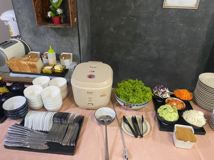 Food & Drinks 4, Changroj Resort, Kaeng Khoi
