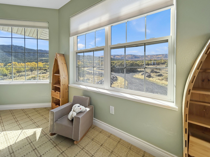 Interior 4, Lone Eagle Haven 3 Bedroom Home, Mesa