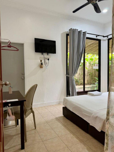 Bedroom 3, Ardour Lodge - Room B1 with Open Concept Bathtub, Penang Island