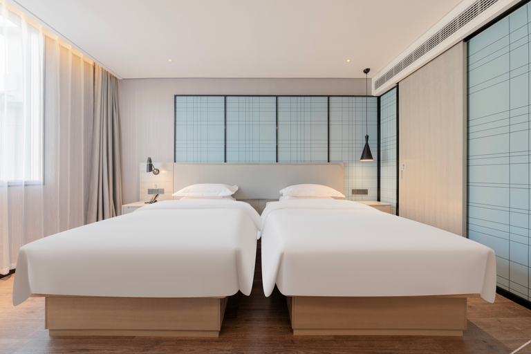Bedroom 2, Echarm Hotel Huanghang Mafeng Cultural Town Plaza, Huanggang