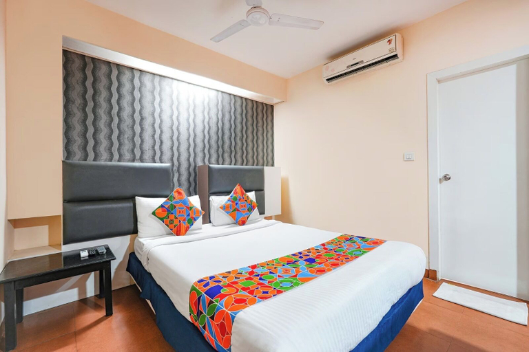 Room 4, VH Hotels Domlur, Bangalore