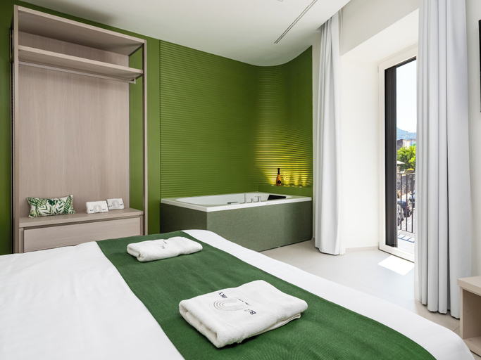 Room 4, Blue Sky Luxury Palace, Napoli