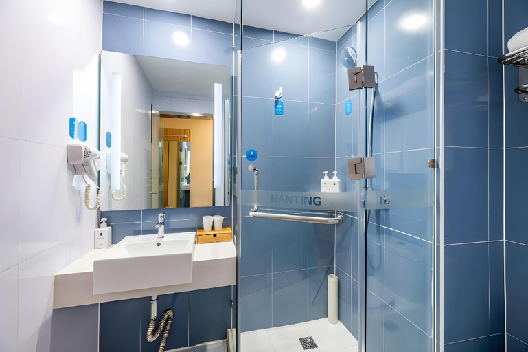 Bathroom 3, ホテル(), Siping