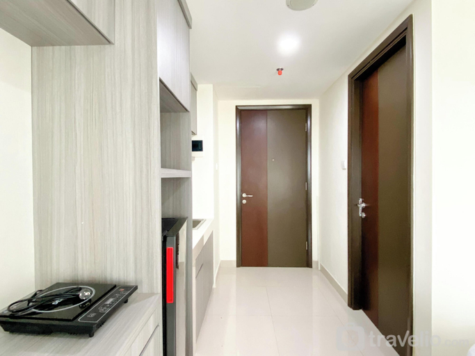 Private kitchen 5, Homey And Warm Studio Pollux Chadstone Apartment, Cikarang