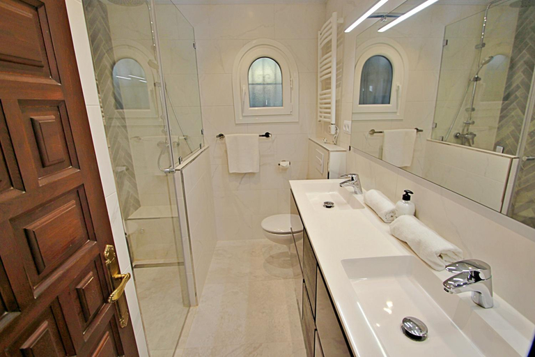 Bathroom 4, Mandala - sea view villa with private pool in Costa Blanca, Alicante