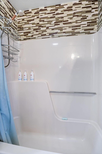 Bathroom 2, Cozy Pet-friendly Condo w/ Pool, Camden