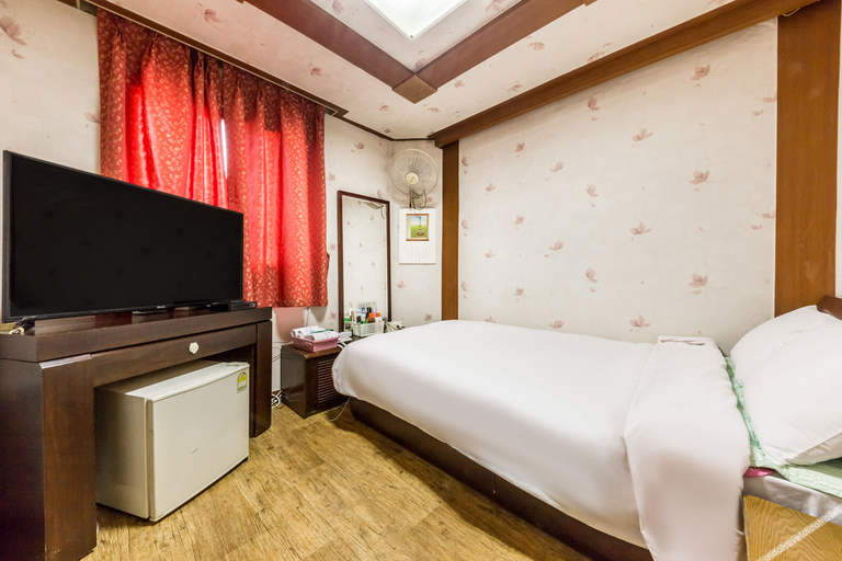 Bedroom 3, Keumkang Motel, Yongsan