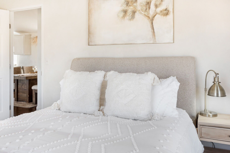 Room 2, Desert Moon - Serene Desert Views & Design 3 Bedroom Home by RedAwning, San Bernardino