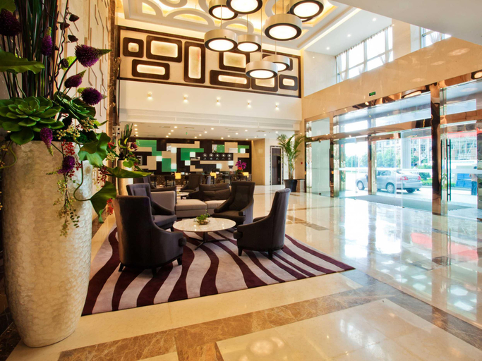 Public Area, Dianshan Lake Century Hotel, Suzhou
