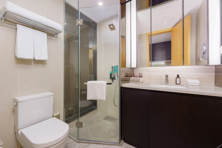 Bathroom 3, Madison Hotel Dalian Zhongshan Square Seaview, Dalian