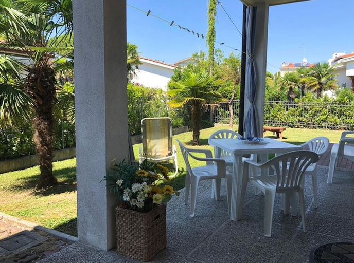 Food & Drinks, Beautiful villa with garden for 6 people, Venezia
