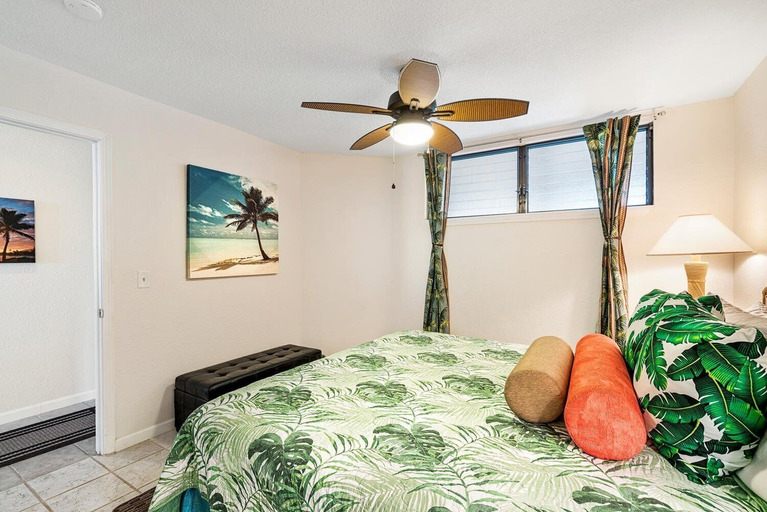 Room 4, Great Ocean Views Wifi Free Concierge Top Floor - Vrkcv, Hawaii
